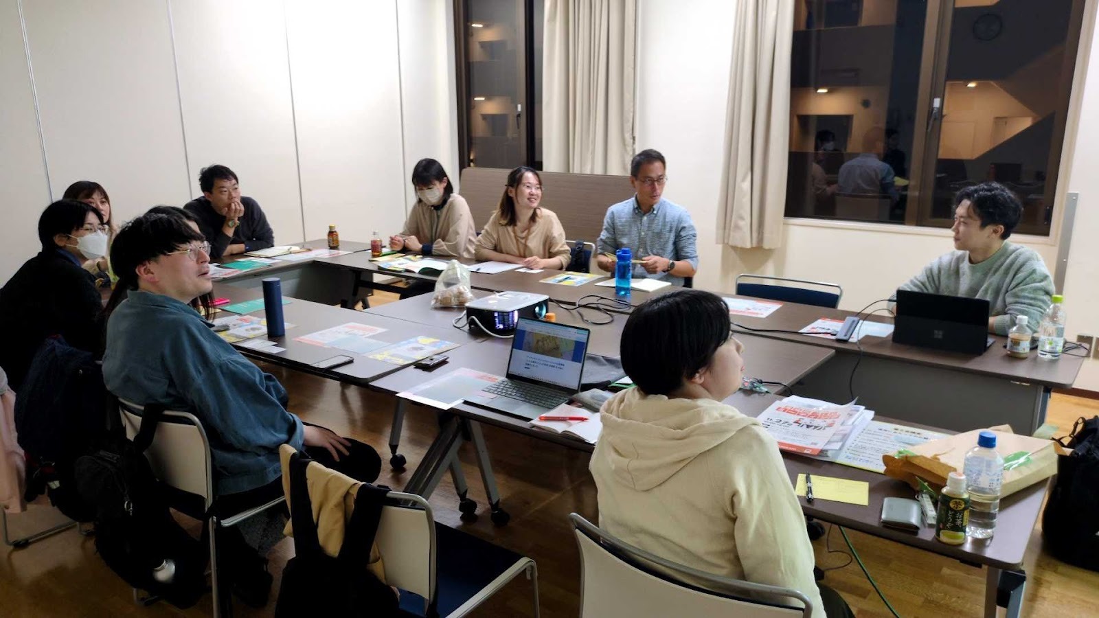 「アーティスト・イン・レクリエーション」の参加メンバーで勉強会を行いました！